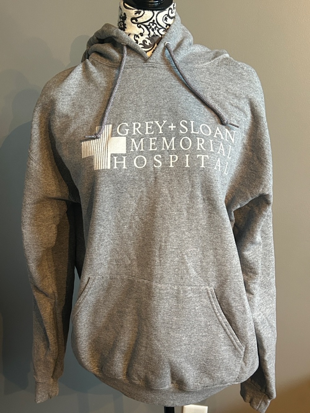 Grey's Anatomy Women's 'Grey Sloan Memorial Hospital" Hoodie Sweatshirt, L